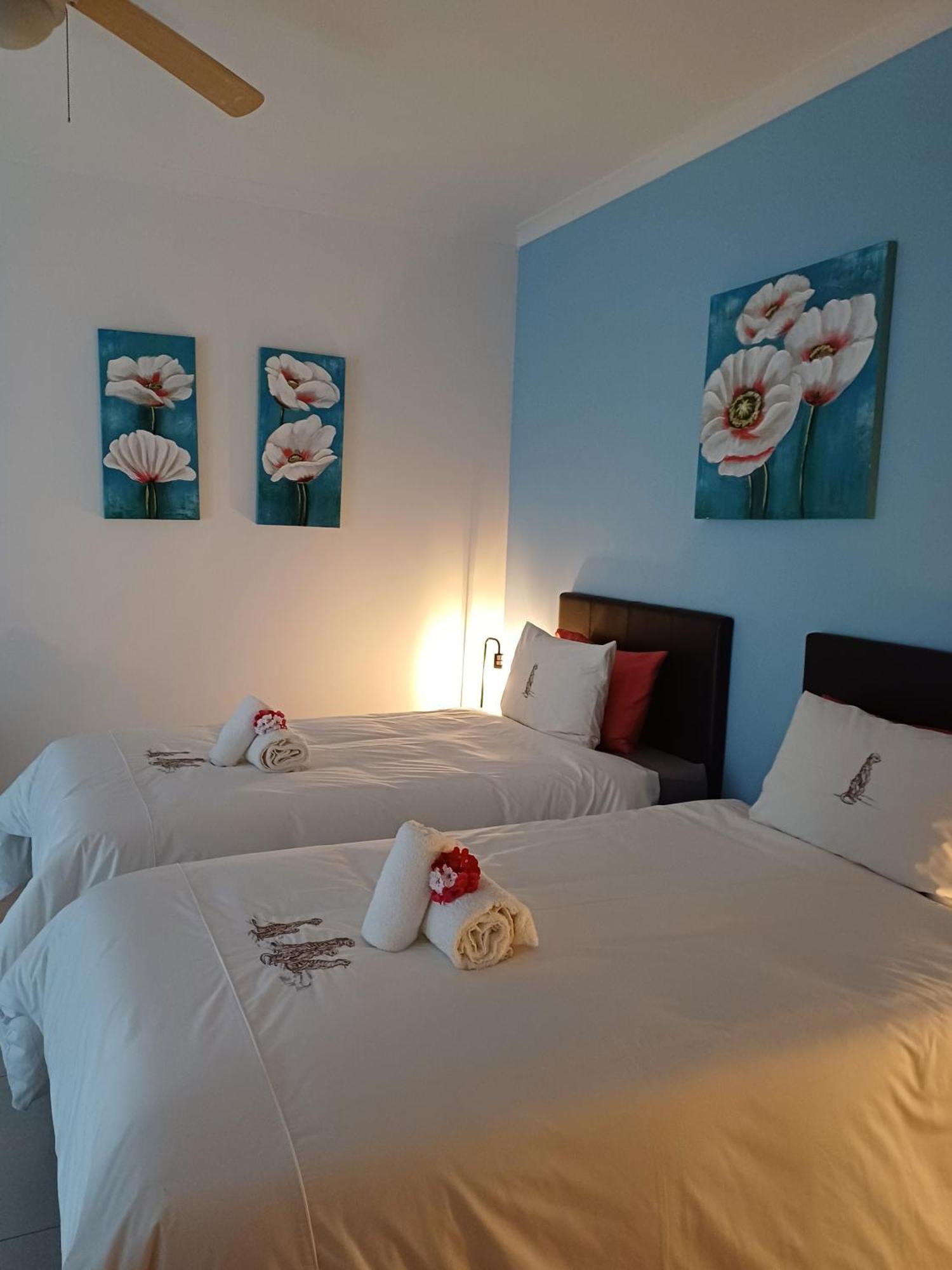 Capbon Guesthouse ウィントフーク エクステリア 写真
