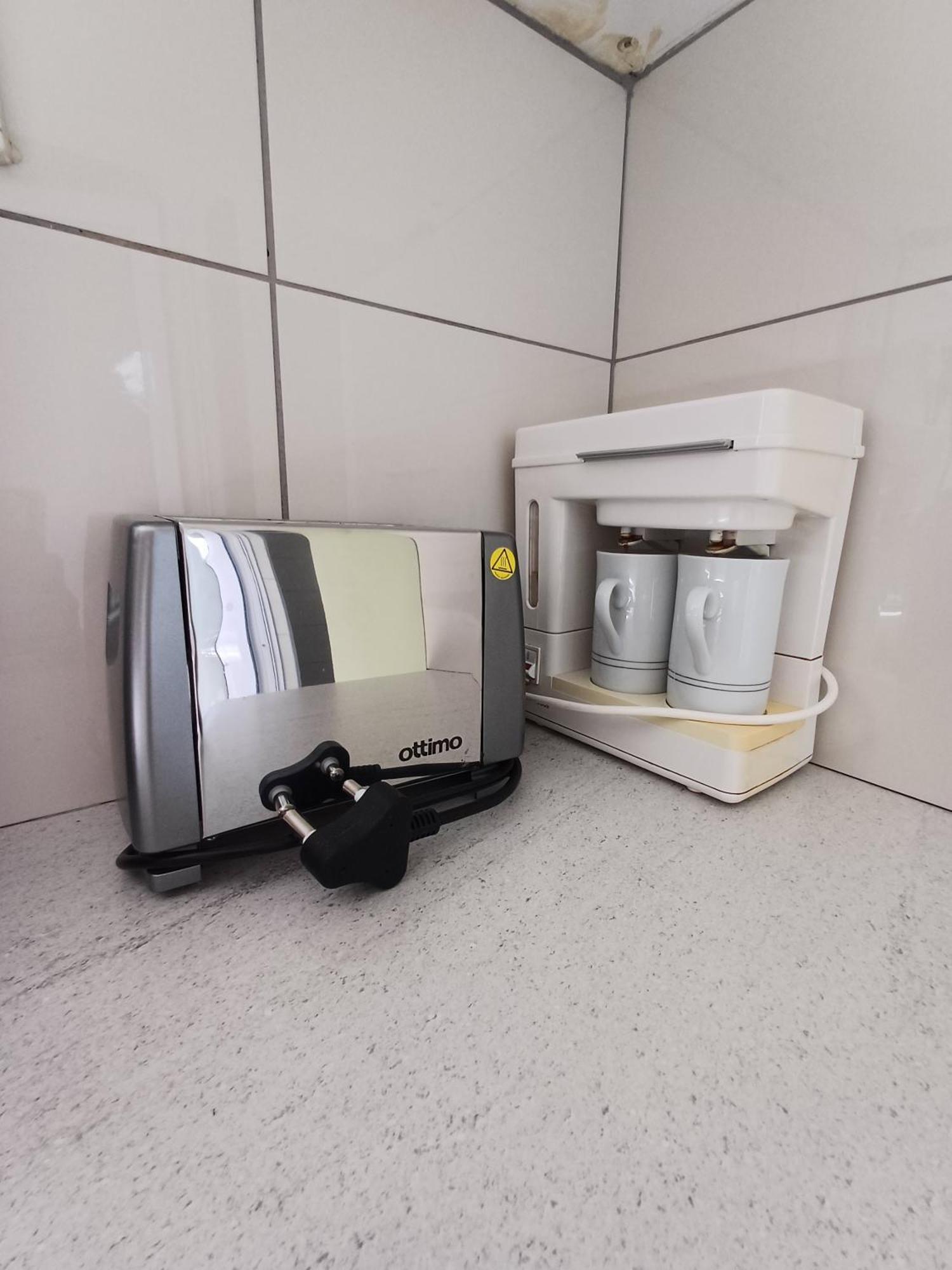 Capbon Guesthouse ウィントフーク エクステリア 写真